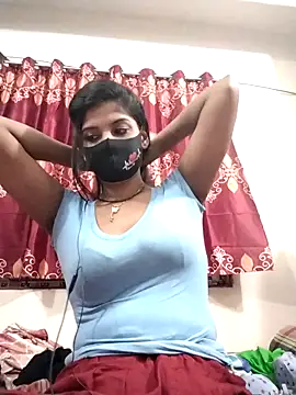 Snapshot of Queen-Any chatting on October 2025 06:05:02 PM Queen-Any online show from October 2025 06:05:02 PM