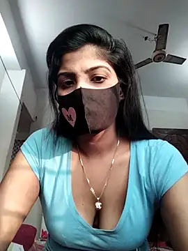 Snapshot of Queen-Any chatting on November 2025 10:03:01 AM Queen-Any online show from November 2025 10:03:01 AM