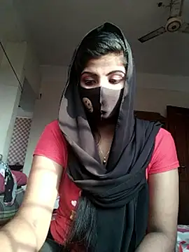 Queen-Any online show from December 2025 09:50:02 AM