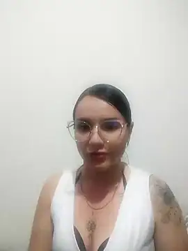 Snapshot of Gardeniia_hot chatting on October 2025 07:28:01 AM Gardeniia hot online show from October 2025 07:28:01 AM