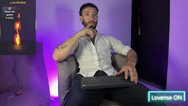 angel kyrozz online show from June 2026 07:16:02 PM