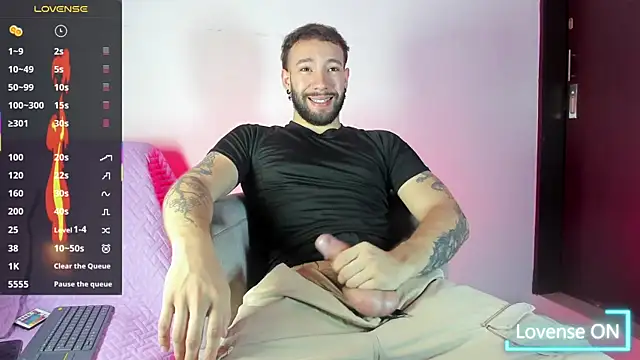 angel kyrozz online show from June 2026 07:03:02 PM