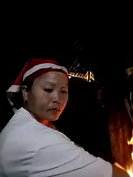 Snapshot of sumaybae chatting on December 2025 04:50:01 AM sumaybae online show from December 2025 04:50:01 AM