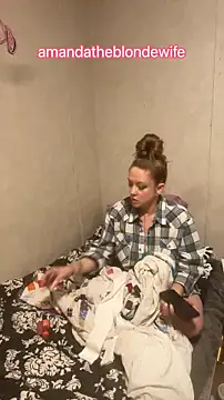 amandatheblondewife online show from March 2026 05:27:01 PM