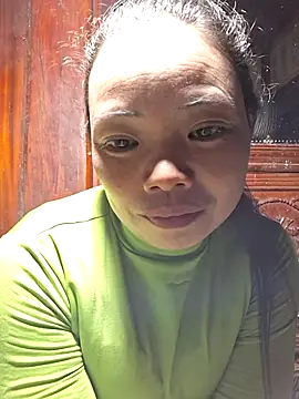 miomio-12 online show from November 2025 01:44:02 PM