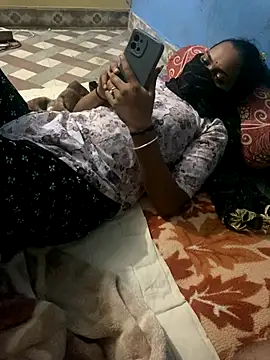 Snapshot of Indianhotgirl9 chatting on October 2025 05:22:02 PM Indianhotgirl9 online show from October 2025 05:22:02 PM