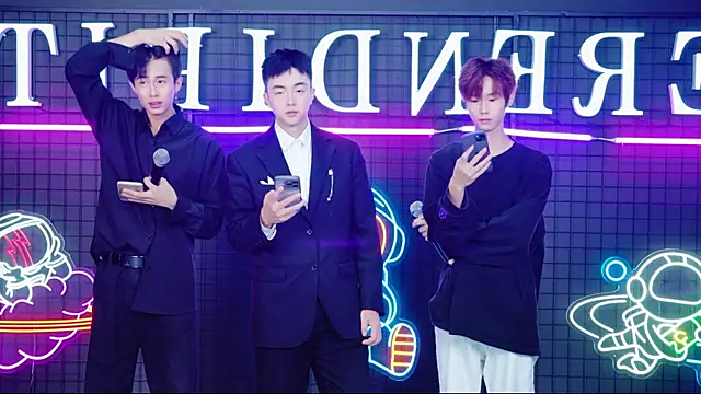 Boygayhouse online show from October 2025 08:15:02 AM