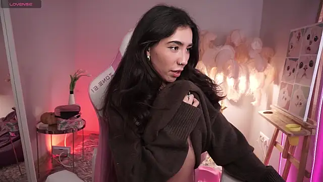 Snapshot of YokoKoko_ chatting on November 2025 06:21:01 PM YokoKoko  online show from November 2025 06:21:01 PM