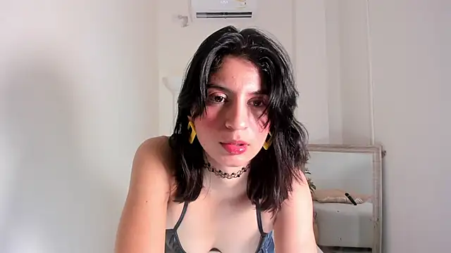 Liselotte  online show from July 2026 01:08:02 PM