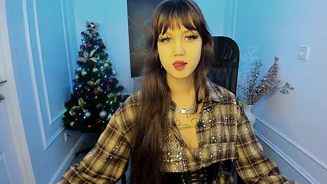 TiffanyYounge online show from December 2025 12:25:02 PM