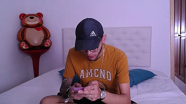 cock fox online show from October 2025 07:22:01 PM