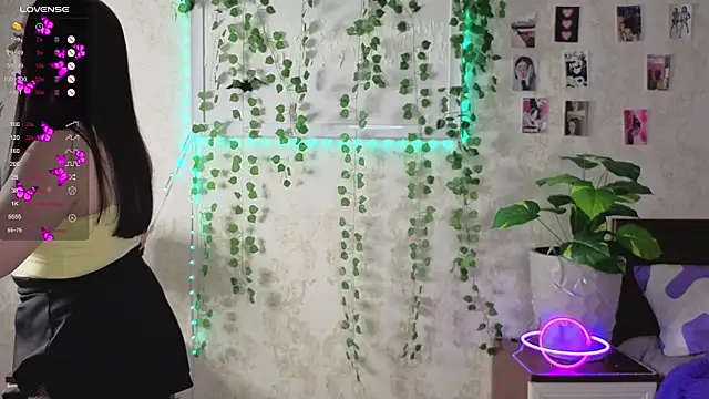 JeeringTickler online show from November 2025 06:18:02 PM