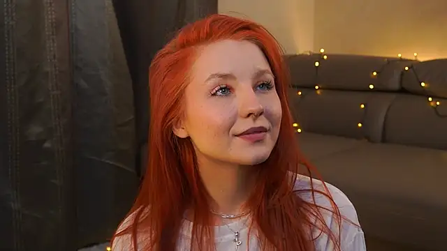 Snapshot of EraDrey chatting on November 2025 12:52:01 PM EraDrey online show from November 2025 12:52:01 PM