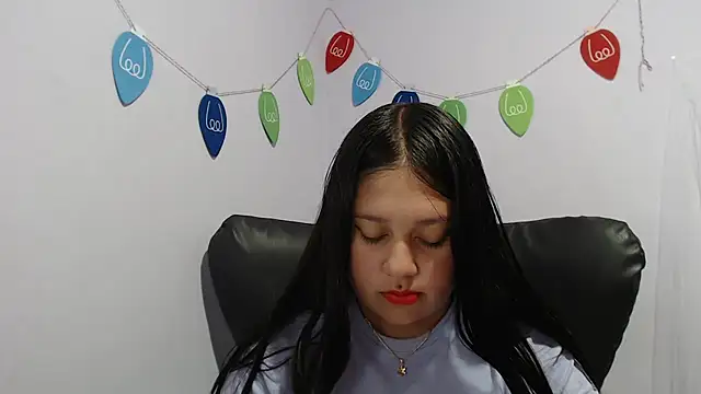 Snapshot of KOREN_JALAA chatting on January 2025 11:44:02 PM KOREN JALAA online show from January 2025 11:44:02 PM