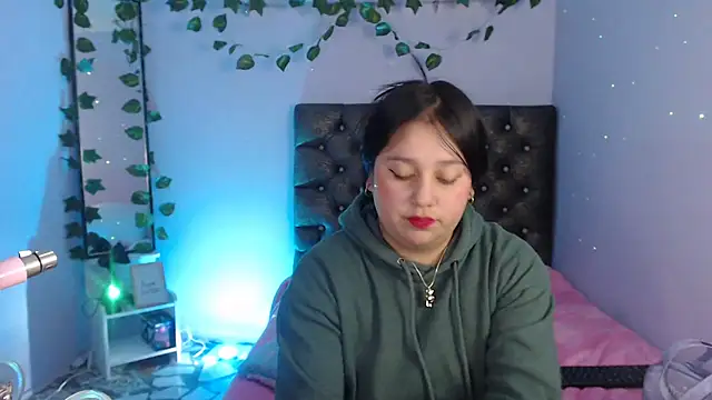 Snapshot of KOREN_JALAA chatting on February 2025 12:54:01 AM KOREN JALAA online show from February 2025 12:54:01 AM