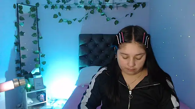 Snapshot of KOREN_JALAA chatting on February 2025 12:41:01 AM KOREN JALAA online show from February 2025 12:41:01 AM