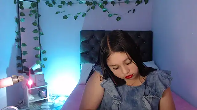 Snapshot of KOREN_JALAA chatting on February 2025 05:28:01 PM KOREN JALAA online show from February 2025 05:28:01 PM