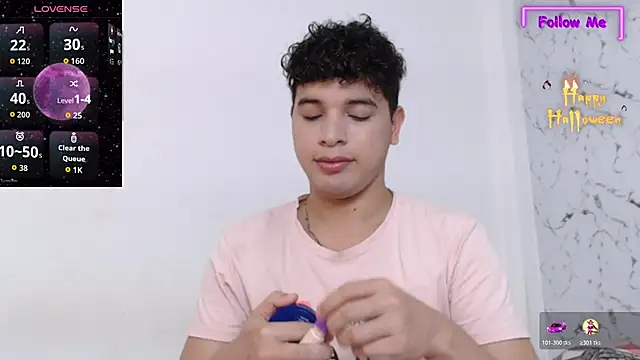 Snapshot of Dominic_king7 chatting on October 2025 12:03:01 AM Dominic king7 online show from October 2025 12:03:01 AM