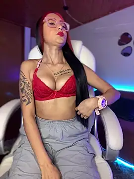 Snapshot of Sofiaa_pink chatting on October 2025 02:58:02 PM Sofiaa pink online show from October 2025 02:58:02 PM