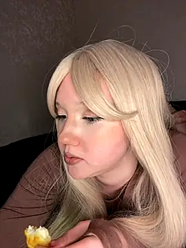 Darling Bri  online show from November 2025 08:55:01 PM