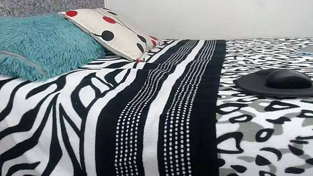 Snapshot of sexyboys_cutex18 chatting on November 2025 09:26:01 PM sexyboys cutex18 online show from November 2025 09:26:01 PM