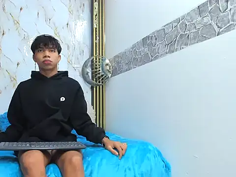 sexyboys cutex18 online show from May 2026 02:42:02 AM
