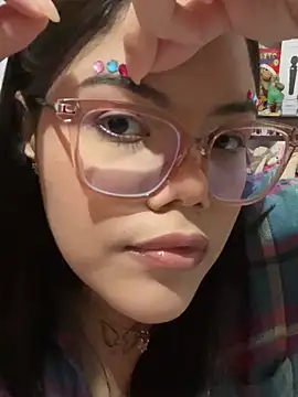 Snapshot of GabrielleMarsh1 chatting on October 2025 06:30:01 PM GabrielleMarsh1 online show from October 2025 06:30:01 PM