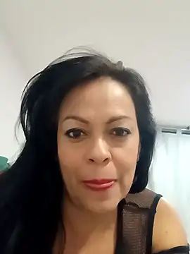 Snapshot of Lucia-Naughty chatting on October 2025 01:25:01 AM Lucia-Naughty online show from October 2025 01:25:01 AM