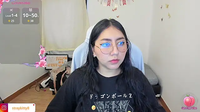 LoveLyy- online show from November 2025 03:36:02 PM