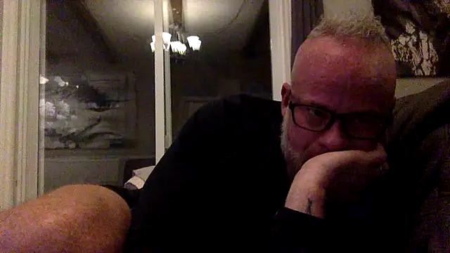 Snapshot of Muscledick40 chatting on March 2026 11:41:01 PM Muscledick40 online show from March 2026 11:41:01 PM