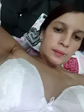 Snapshot of Mariana08andDiego chatting on November 2025 02:10:01 AM Mariana08andDiego online show from November 2025 02:10:01 AM