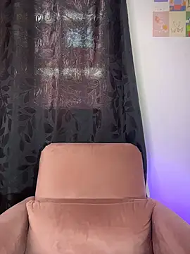 AlannaDollx online show from May 2026 05:07:01 PM
