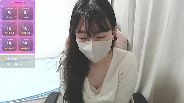 Snapshot of hinako08 chatting on October 2025 02:12:02 AM hinako08 online show from October 2025 02:12:02 AM