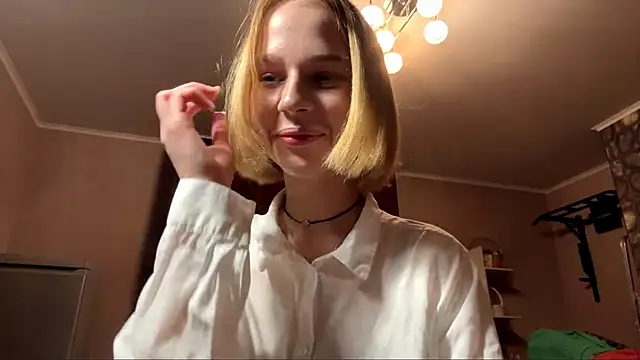 Snapshot of TerrellSroufe chatting on October 2025 07:33:01 PM TerrellSroufe online show from October 2025 07:33:01 PM