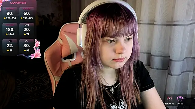 Snapshot of KristiBloom chatting on March 2026 10:16:01 PM KristiBloom online show from March 2026 10:16:01 PM