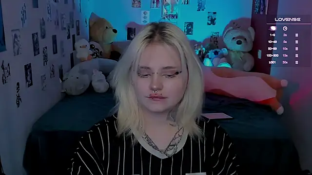 Snapshot of bixxxiz chatting on November 2025 11:35:01 AM bixxxiz online show from November 2025 11:35:01 AM