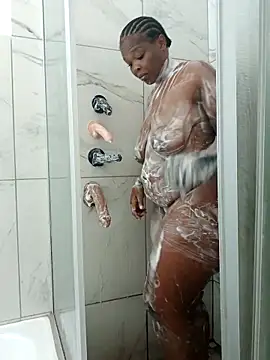 Bigboobsbooty online show from February 2026 07:18:01 AM