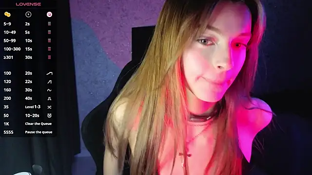 kitti sweett online show from April 2026 09:28:02 PM