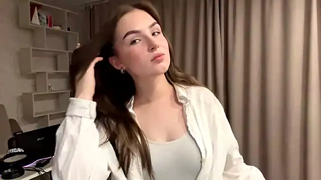 Snapshot of RinaModel chatting on October 2025 06:05:02 PM RinaModel online show from October 2025 06:05:02 PM