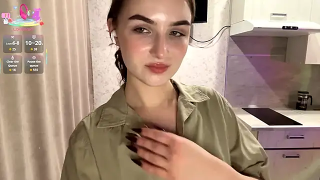 Snapshot of RinaModel chatting on November 2025 06:09:02 PM RinaModel online show from November 2025 06:09:02 PM