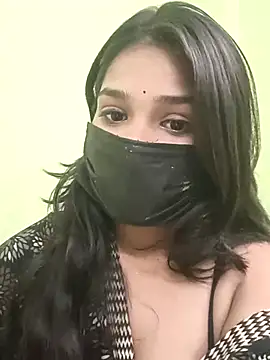 Snapshot of Beautiful_Eye chatting on December 2025 06:23:01 PM Beautiful Eye online show from December 2025 06:23:01 PM