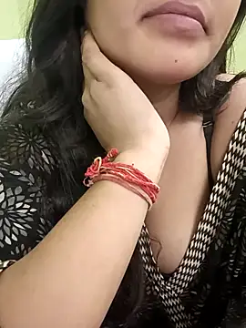 Snapshot of Beautiful_Eye chatting on December 2025 09:19:02 PM Beautiful Eye online show from December 2025 09:19:02 PM