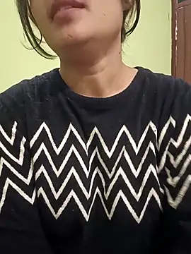 Snapshot of Beautiful_Eye chatting on December 2025 01:06:01 PM Beautiful Eye online show from December 2025 01:06:01 PM