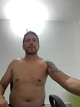 Snapshot of JX7NOVA chatting on November 2025 11:20:02 AM JX7NOVA online show from November 2025 11:20:02 AM