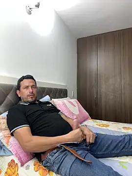 Snapshot of JX7NOVA chatting on November 2025 07:08:02 AM JX7NOVA online show from November 2025 07:08:02 AM