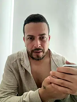 Snapshot of JX7NOVA chatting on December 2025 04:36:01 PM JX7NOVA online show from December 2025 04:36:01 PM