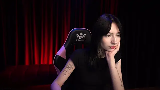 Trix Void online show from October 2025 07:49:01 AM