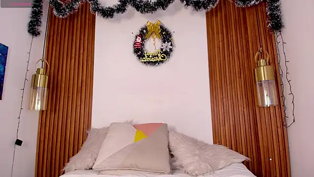 Snapshot of JackFrosst chatting on December 2025 12:21:01 PM JackFrosst online show from December 2025 12:21:01 PM