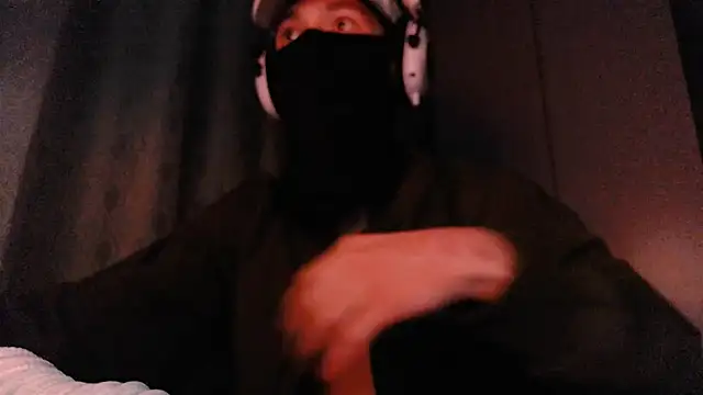 suicdemask online show from March 2026 05:52:01 PM