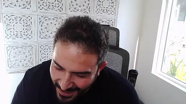 Snapshot of socal_streamer chatting on October 2025 10:20:02 PM socal streamer online show from October 2025 10:20:02 PM
